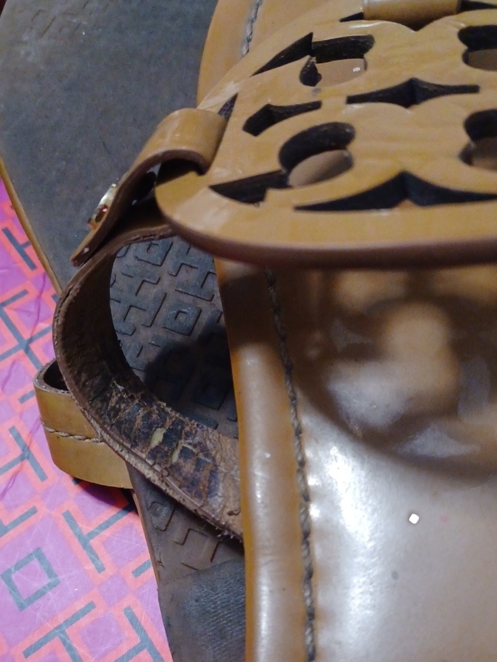 Tory Burch Tan Miller Calf Leather Logo Thong Sandals Size 10 - Picture 7 of 16